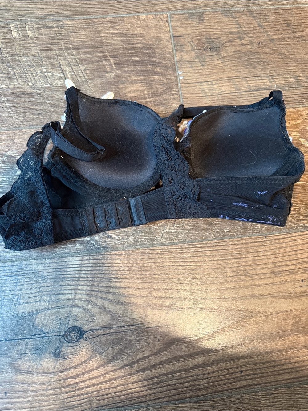 Handcrafted Purple Mermaid Seashell Embellished Bra - Picture 5 of 5